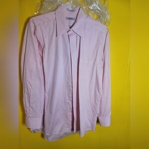 Izod pink long sleeve dress shirt ***DON'T FORGET TO STOP BY THE CLOSET*****TY**